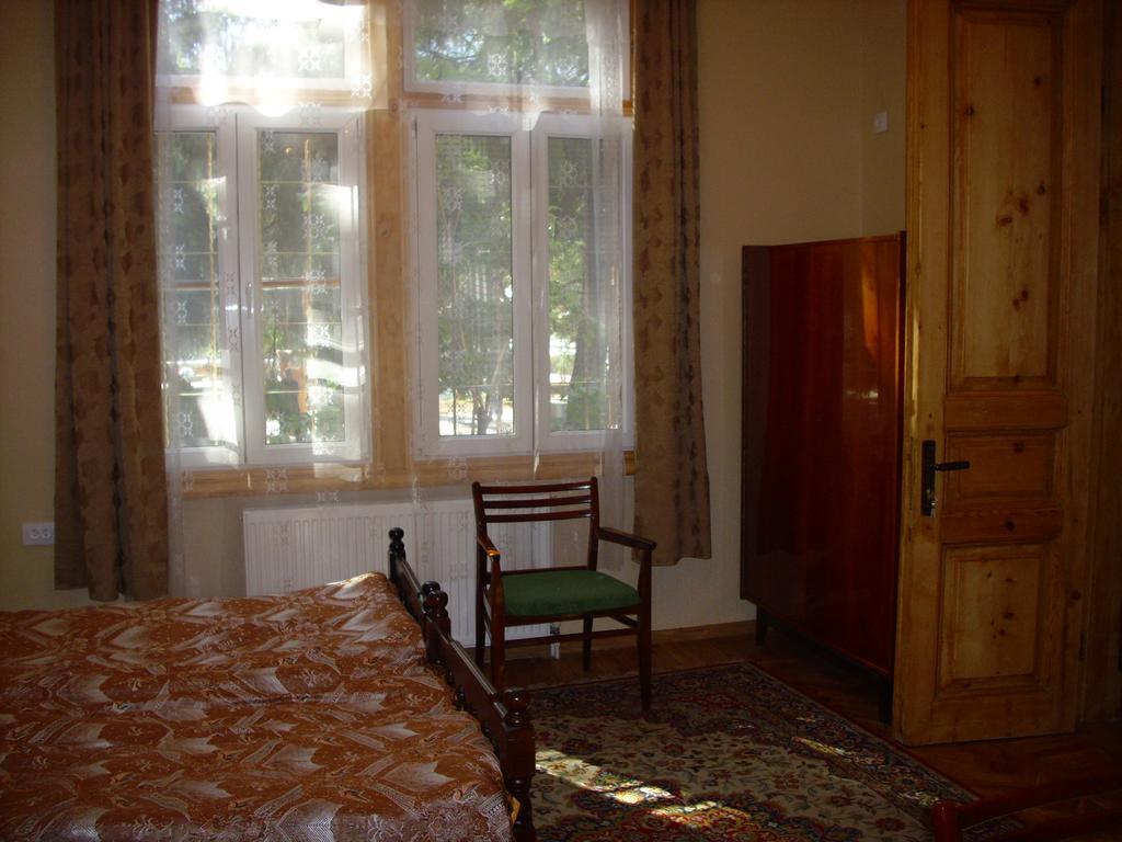 Hotel Old House Rustaveli Bordschomi Exterior foto